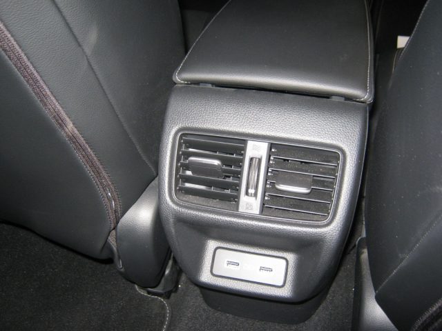 Honda Civic 2.0 Hev eCVT Sport, del 2023, 63.000 km, in vendita a Porto San Giorgio (FM)