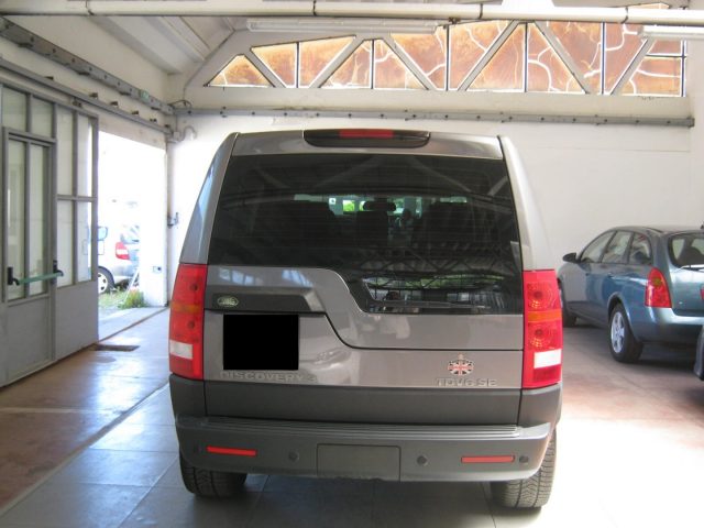 Land Rover Discovery 3 2.7 TDV6 SE 7 POSTI - foto 4 di 4
