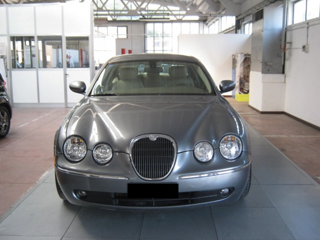 Jaguar S-Type (X206) 2.7 diesel V6 cat Exec. - foto 2 di 4