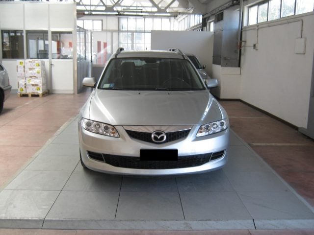 Mazda 6 MY'06 2.0 CD 16V/143 Wag. Tour. - foto 2 di 4