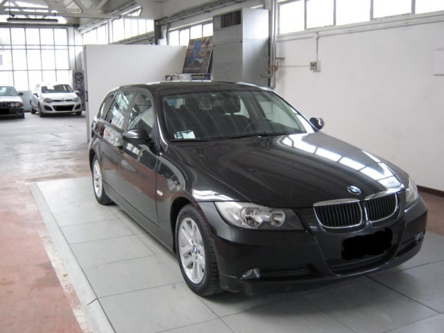 BMW 320 d cat Touring CAMBIO AUTOMATICO - foto 4 di 4
