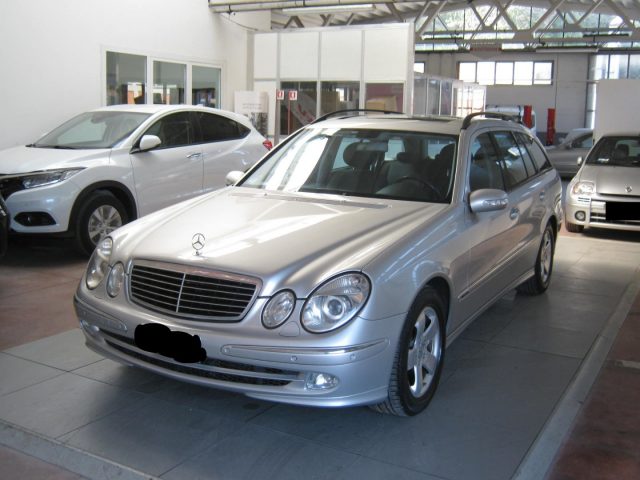 Mercedes-Benz E 320 CDI cat S.W. Avantgarde - foto 3 di 4