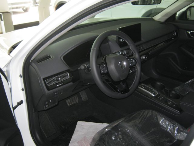 Honda Civic 2.0 Hev eCVT Elegance - foto 4 di 4