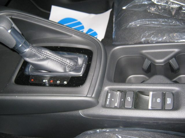 Honda HR-V 1.5 Hev eCVT Elegance, del 2023, in vendita a Porto San Giorgio (FM)