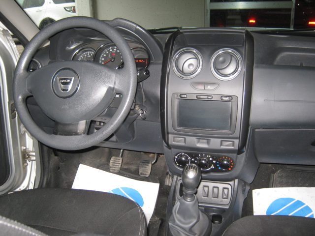 Dacia Duster 1.5 dCi 110CV 4x2 Lauréate, del 2015, 116.000 km, in vendita a Porto San Giorgio (FM)