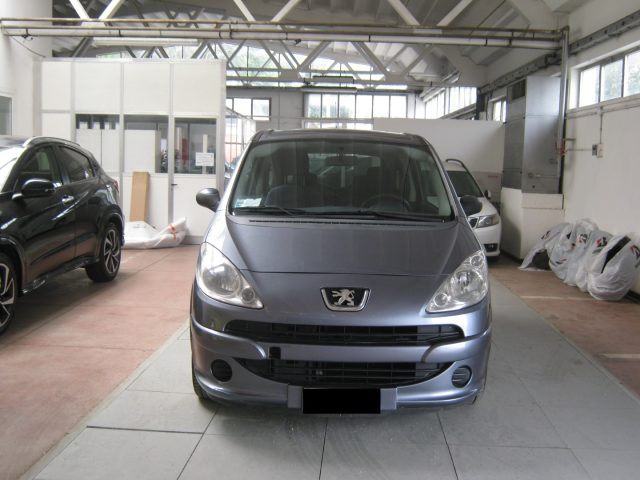 Peugeot 1007 1.4 Trendy OK GUIDA NEOPANTENTATI - foto 3 di 30