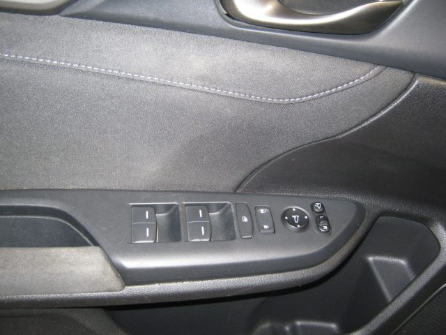 Honda Civic 1.0T 5 porte Elegance Navi MOTORE NUOVO usato a PORTO SAN GIORGIO