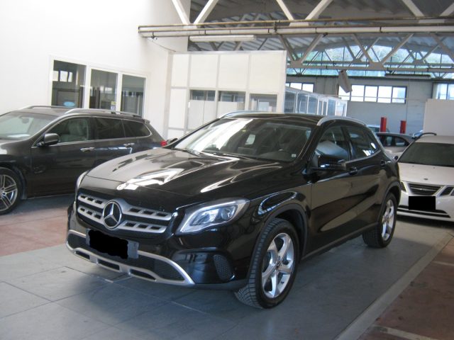 Mercedes-Benz GLA 200 d Automatic Sport - foto 3 di 4