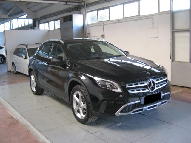 Mercedes-Benz GLA 200 d Automatic Sport usato a PORTO SAN GIORGIO