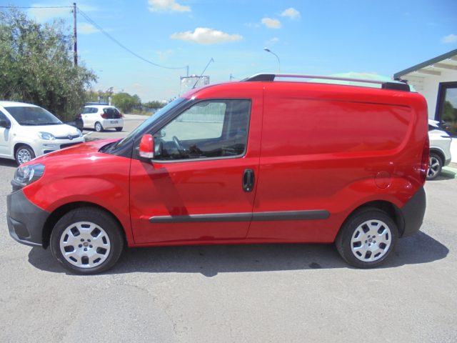 Fiat Doblo Dobl� 1.4 Cargo Lamierato GPL - foto 4 di 4