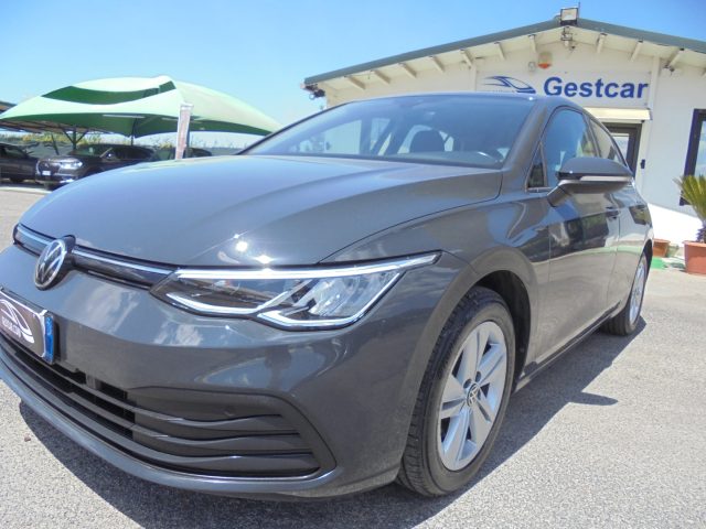 Volkswagen Golf 1.0 eTSI EVO DSG Life - foto 3 di 25