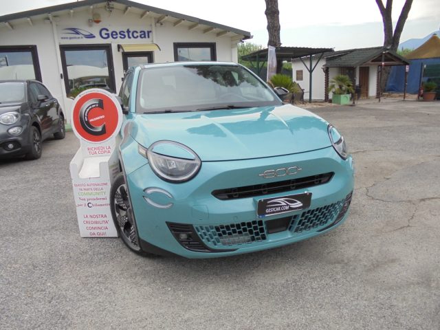 Fiat 600 Hybrid 110 CV DCT MHEV La Prima - foto 2 di 4