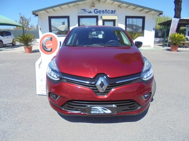 Renault Clio TCe 12V 75 CV 5 porte Moschino Intens - foto 4 di 45