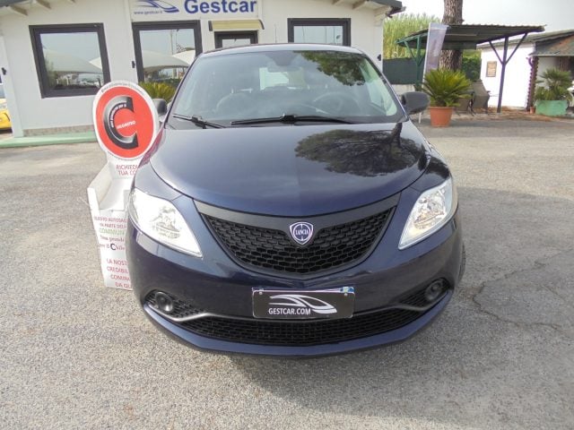Lancia Ypsilon 1.2 69 CV 5 porte Elefantino Blu - foto 4 di 4