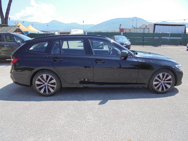 BMW 318 PROMO-?2000 d 48V Touring Sport, del 2022, 81.000 km, in vendita a Guidonia Montecelio (RM)