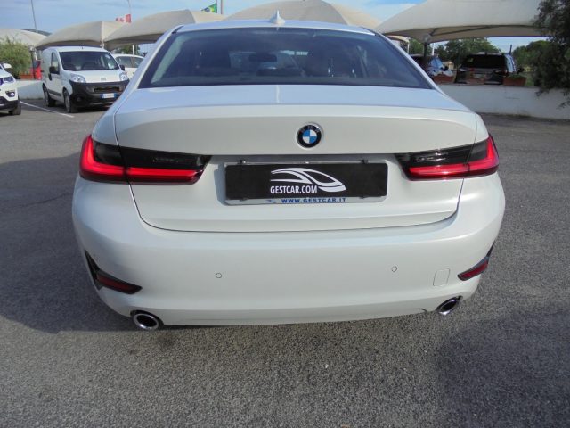 BMW 320 PROMO d 48V Business Advantage Cerchi 18 - foto 4 di 4