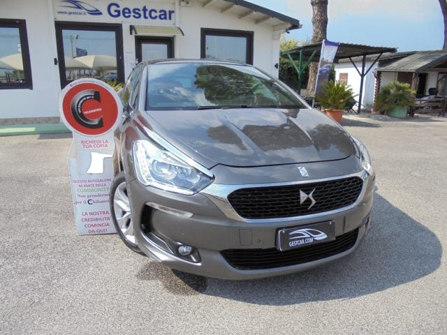DS Automobiles DS 5 150 SeS Sport Chic - foto 2 di 4