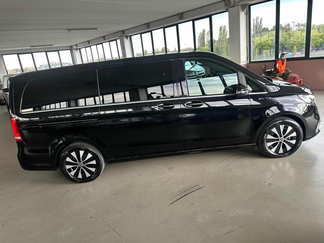 Mercedes-Benz EQV 300 Long - foto 3 di 4