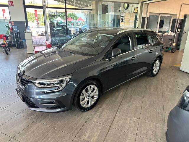 Renault Megane M�gane Sporter Plug-in Hybrid E-TECH 160 CV Busine usato a NOVELLARA
