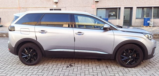 Peugeot 5008 BlueHDi 120 S&S EAT6 Allure - foto 2 di 4