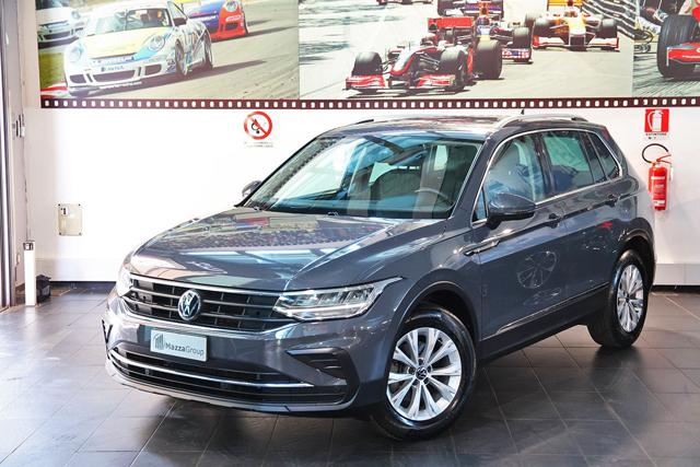 Volkswagen Tiguan 2.0 TDI 150cv SCR DSG Life usato a CASTEL MAGGIORE