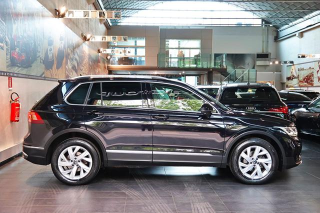 Volkswagen Tiguan 2.0 TDI 150cv SCR DSG 4Motion Elegance - foto 2 di 4
