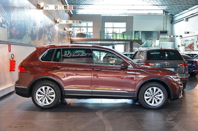 Volkswagen Tiguan 1.5 TSI 150cv DSG ACT Life - foto 2 di 4
