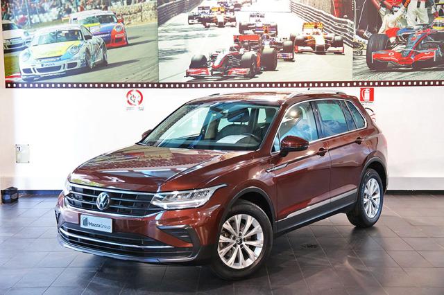 Volkswagen Tiguan 1.5 TSI 150cv DSG ACT Life usato a CASTEL MAGGIORE