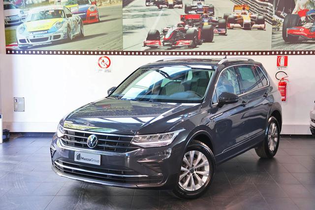 Volkswagen Tiguan 2.0 TDI 150cv SCR DSG Life usato a CASTEL MAGGIORE
