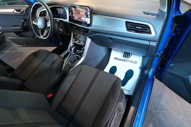 Volkswagen T-Roc 2.0 TDI SCR 150cv DSG Life, del 2022, 53.000 km, in vendita a Castel Maggiore (BO)