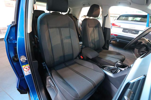 Volkswagen T-Roc 2.0 TDI SCR 150cv DSG Life, del 2022, 53.000 km, in vendita a Castel Maggiore (BO)