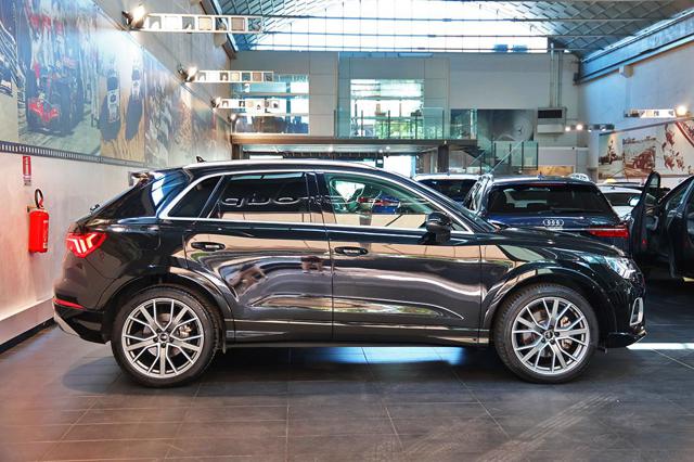 Audi Q3 45 TFSI Quattro S-Tronic Business Advanced - foto 3 di 4