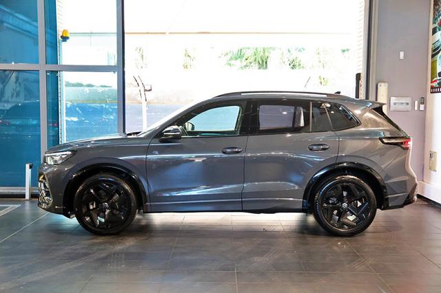 Volkswagen Tiguan 2.0 TDI 150cv DSG R-Line - foto 4 di 4
