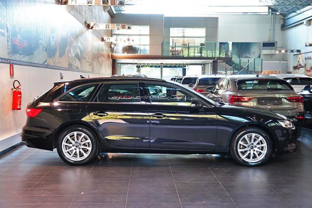 Audi A4 30 TDI Avant S-Tronic Business - foto 3 di 4