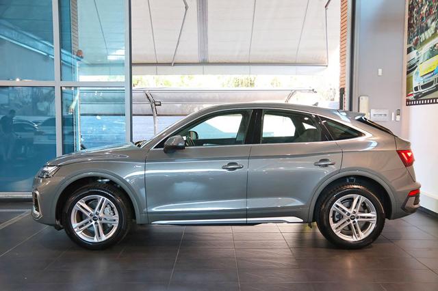 Audi Q5 40 TDI Sportback Quattro S-Tronic S-Line - foto 4 di 4