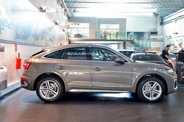 Audi Q5 40 TDI Sportback Quattro S-Tronic S-Line - foto 3 di 4
