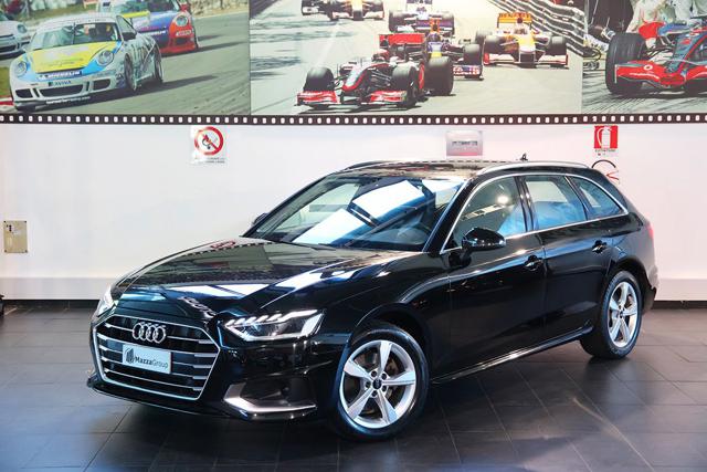 Audi A4 30 TDI Avant S-Tronic Business Advanced - foto 2 di 4