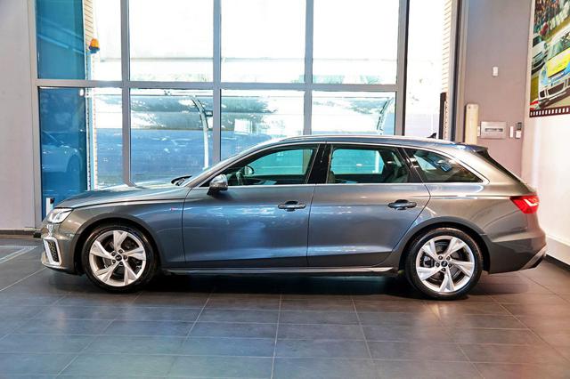Audi A4 35 TDI Avant S-Tronic S-Line - foto 4 di 4