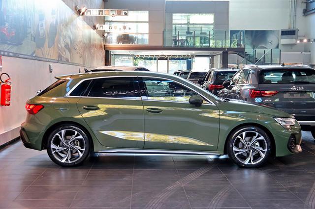 Audi A3 35 TDI Sportback S-Tronic S-Line - foto 3 di 4