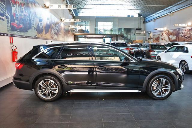 Audi A4 allroad 40 TDI S-Tronic Identity Contrast - foto 3 di 4
