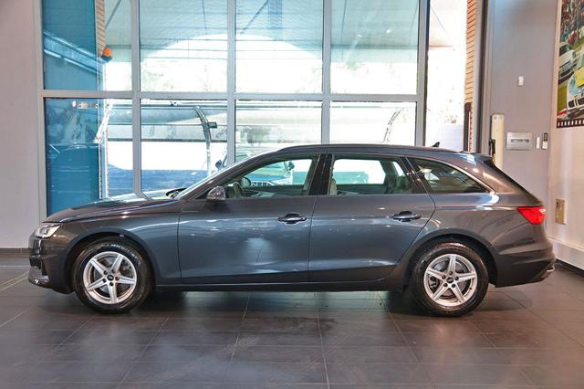 Audi A4 30 TDI Avant S-Tronic Business - foto 4 di 4