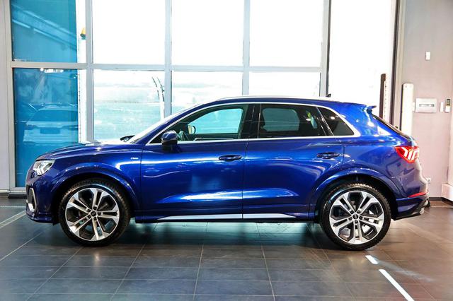 Audi Q3 35 TDI S-Tronic S-Line - foto 4 di 4