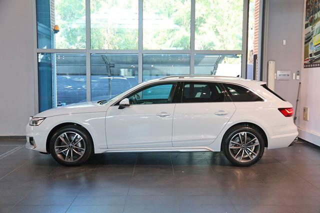 Audi A4 allroad 40 TDI S-Tronic Identity Contrast - foto 4 di 4