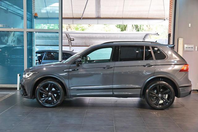 Volkswagen Tiguan 2.0 TDI 150cv SCR DSG 4Motion R-Line - foto 4 di 4