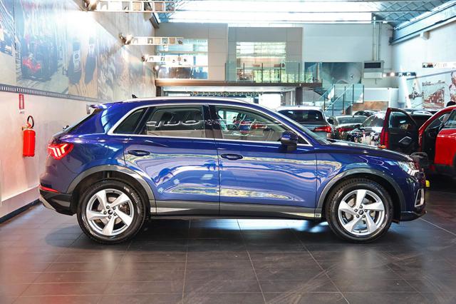 Audi Q3 35 TDI S-Tronic Business - foto 2 di 4