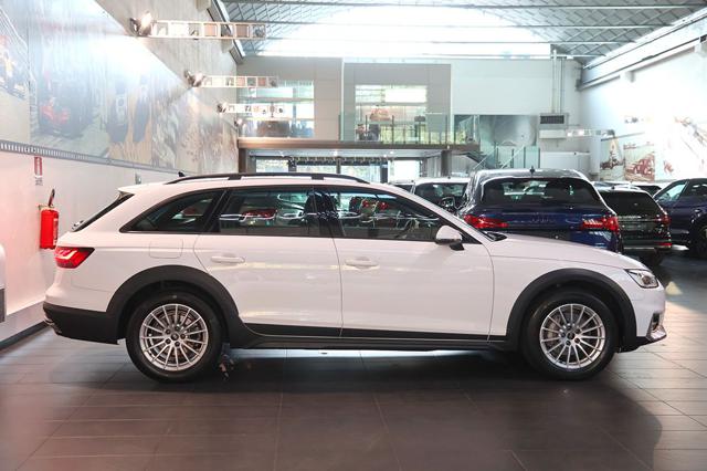 Audi A4 allroad 40 TDI S-Tronic Business Evolution - foto 3 di 4
