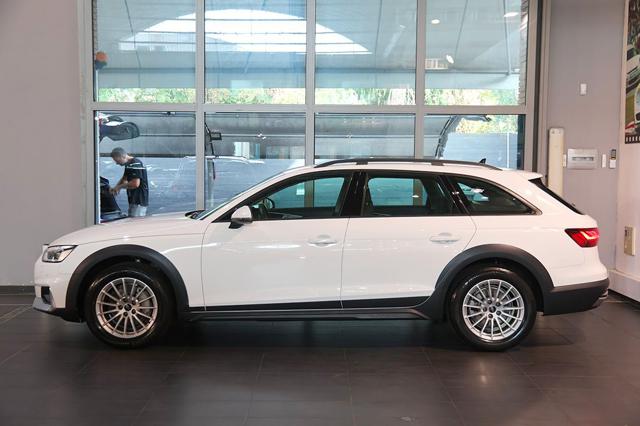 Audi A4 allroad 40 TDI S-Tronic Business Evolution - foto 4 di 4