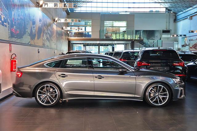Audi A5 40 TFSI Sportback Quattro S-Tronic S-Line - foto 3 di 4