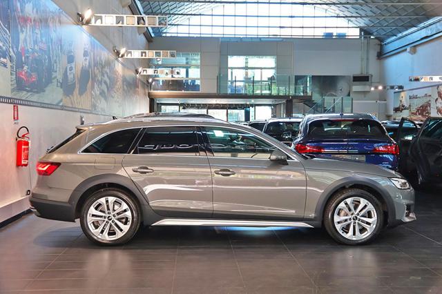 Audi A4 allroad 40 TDI S-Tronic Identity Contrast - foto 2 di 4