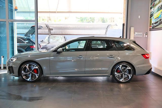 Audi A4 40 TDI Avant Quattro S-Tronic S-Line - foto 4 di 4